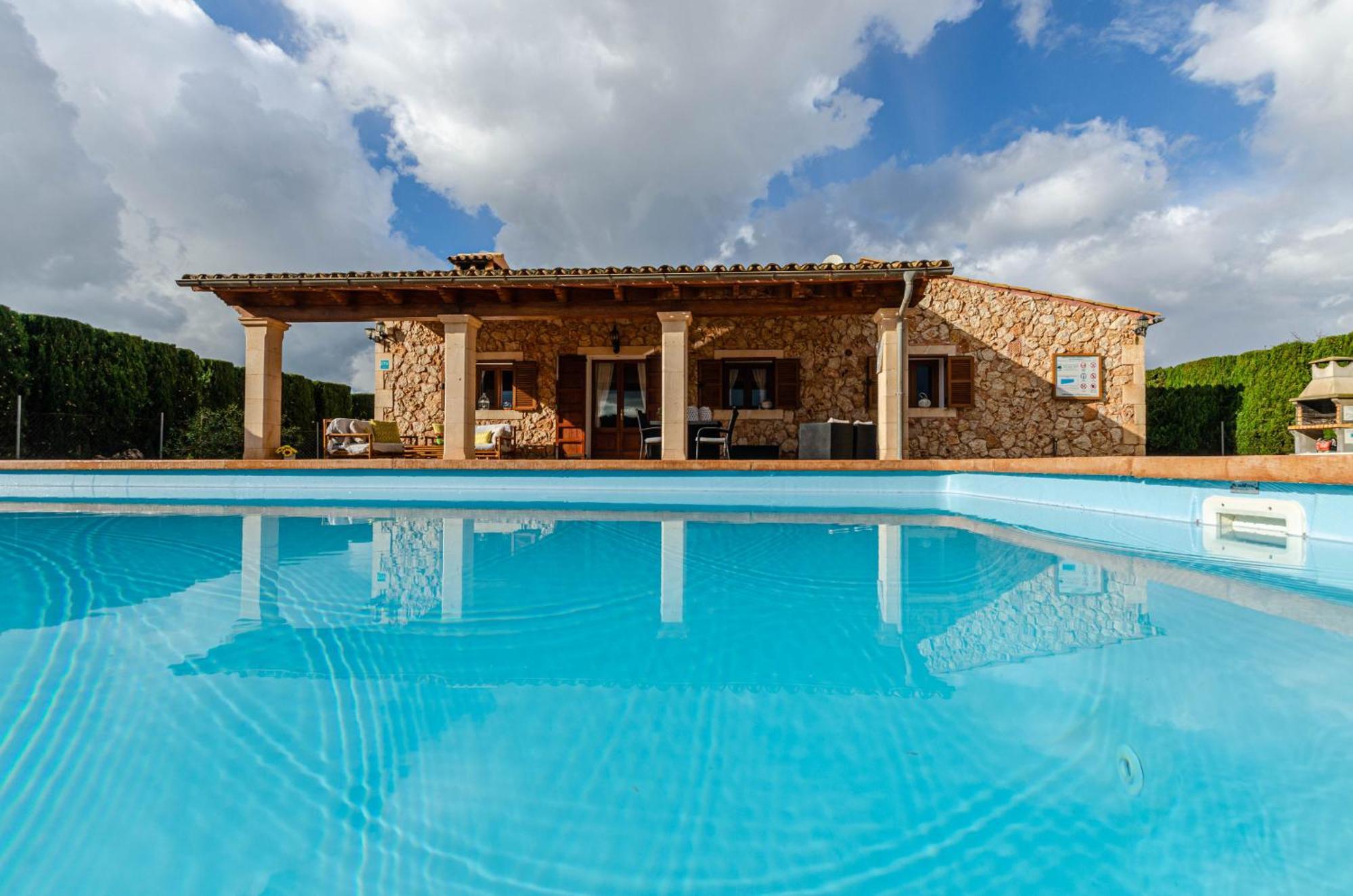 Villa Yourhouse Grau Petit *